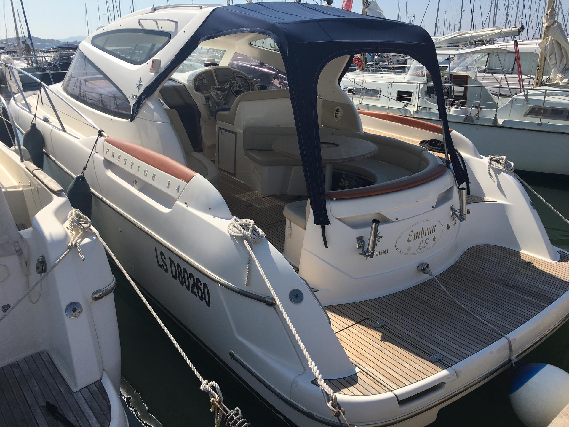 slider 0 Jeanneau Prestige 34 Hard Top